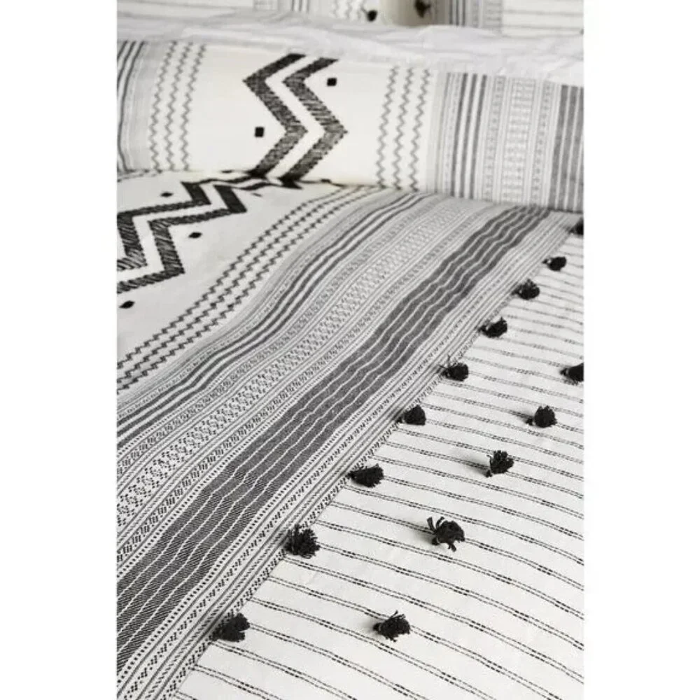 Anthropologie Embelished Pendana California King Duvet Black White NWT $298